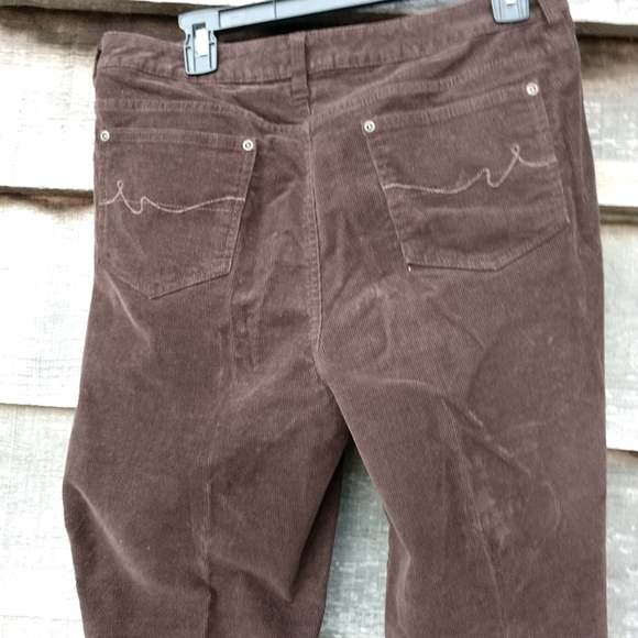 NWOT St. John's Bay Women's Average Secretly Slender Boot Cut Brown Corduroy 14 - Picture 8 of 9